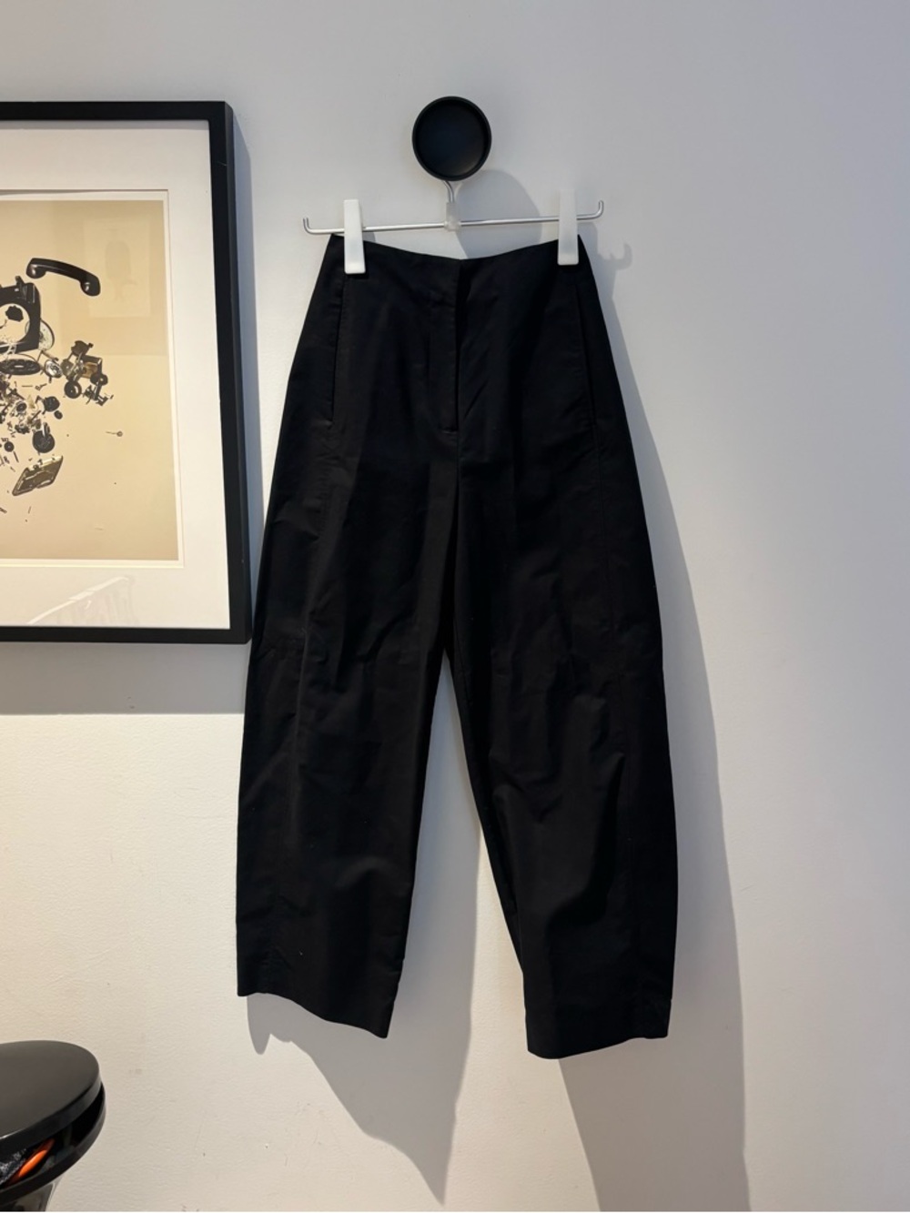 COS Barrel Trouser US2
